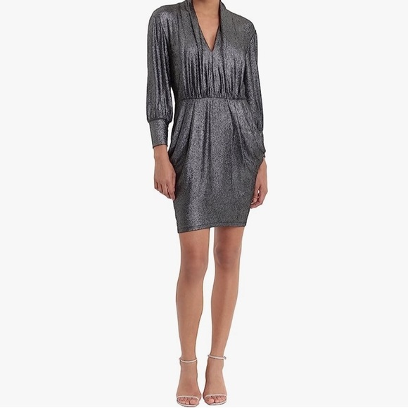 Donna Morgan Dresses & Skirts - DONNA MORGAN Metallic Stretch Pocket Bodycon Dress Size 2